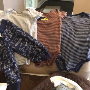 3 half sleeve bodysuits + pants